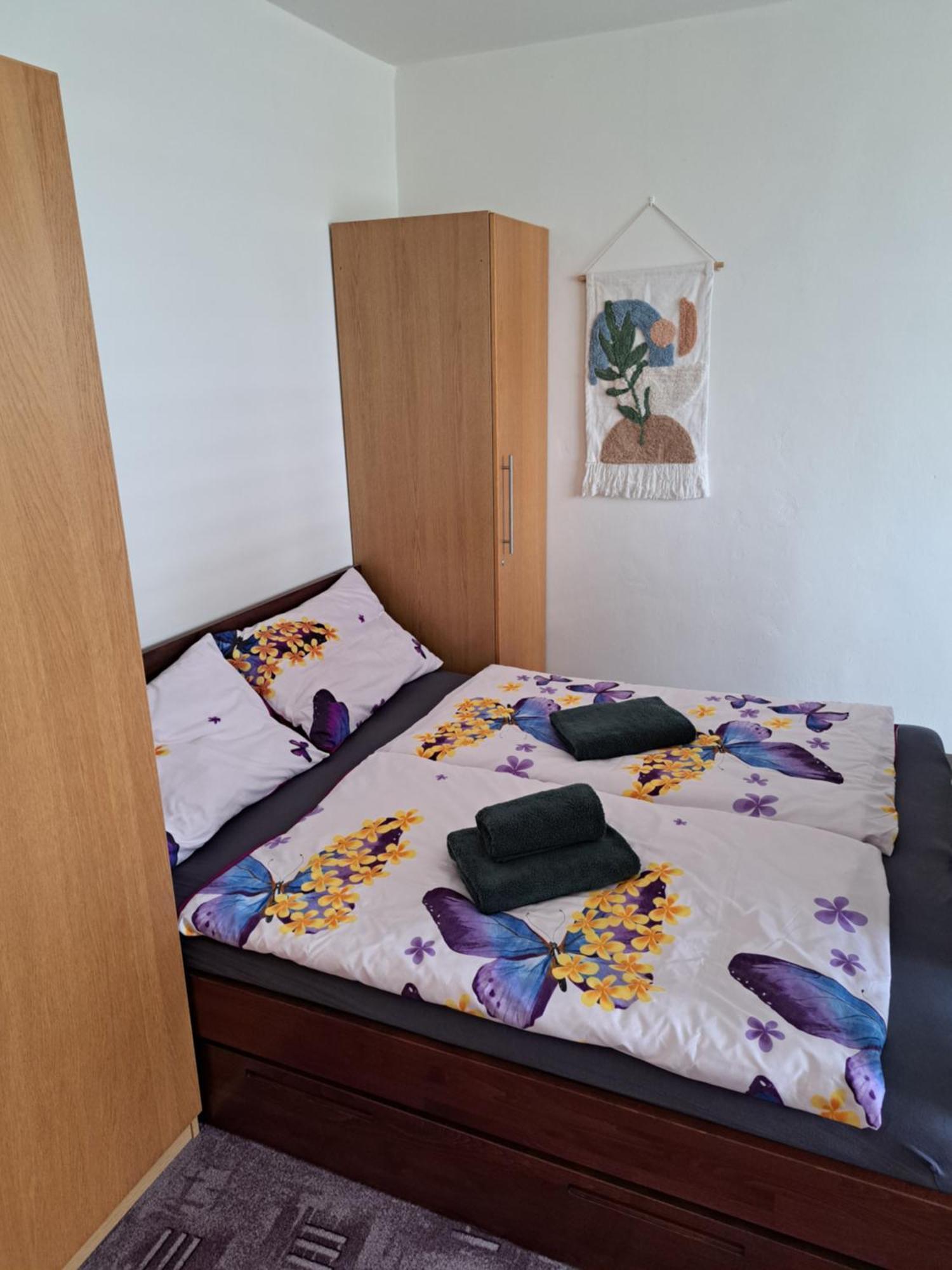 Apartman V Podhuri Krusnych Hor Sokolov Exterior photo